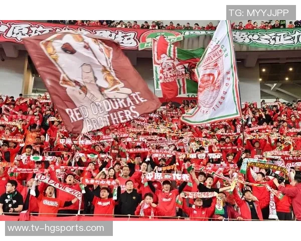 国安球迷热情助阵足协杯期待现场见证球队夺冠铁路出行服务便捷无忧